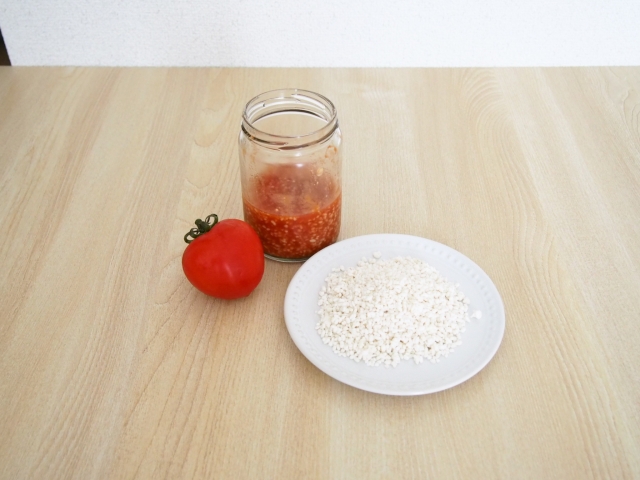 【材料3つ】失敗知らず!トマト麹の作り方&活用レシピ