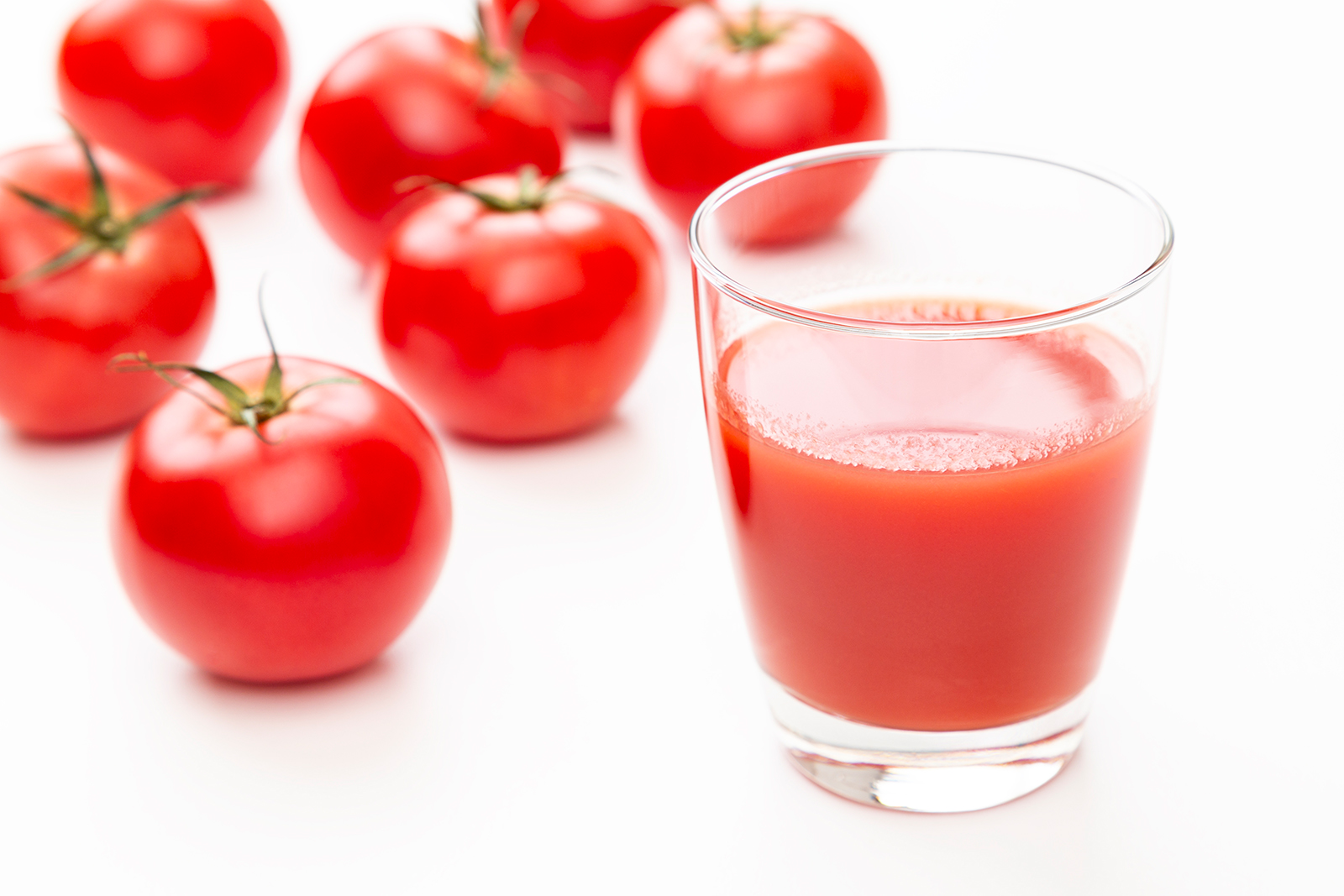 トマトジュースの魅力再発見！ なぜ多くの人が愛飲するのか？ その理由を徹底分析
